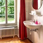 Hotel Chateau De Bossey 3*