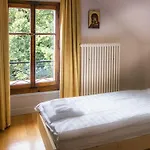 Chateau De Bossey 3*
