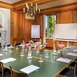 Hotel Chateau De Bossey