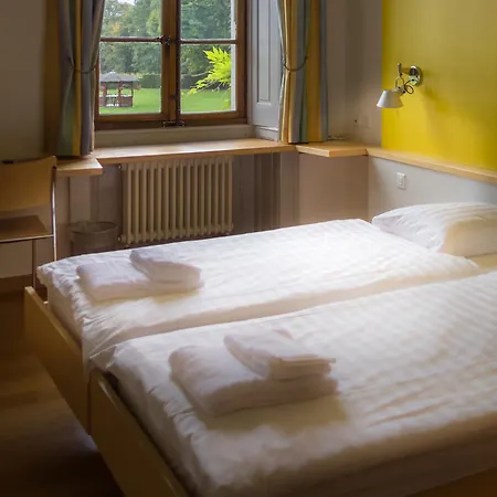 波塞城堡酒店 3* 博哲斯博瑟