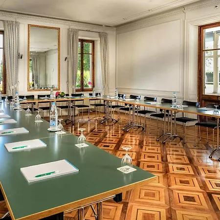 Hotel Chateau De Bossey 3*