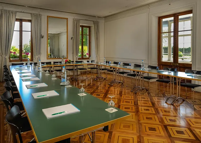 Hotel Chateau De Bossey