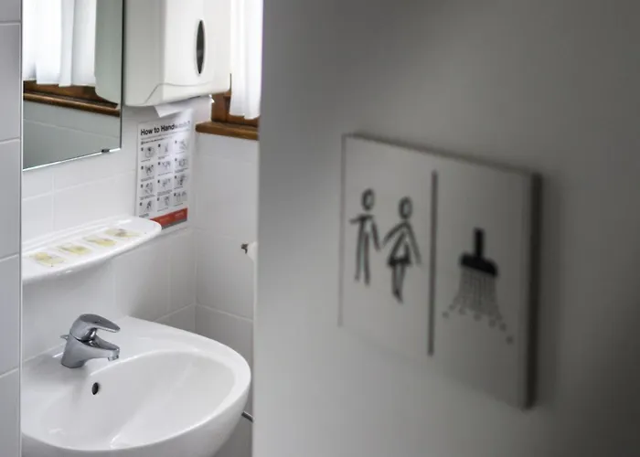 Otel Chateau De Bossey 3*